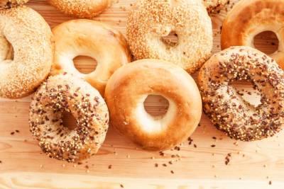 FREE Bruegger’s Bagels