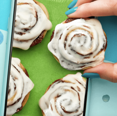 Free 4ct BonBites at Cinnabon