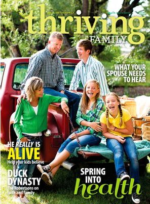 SIX Free Issues of Thriving Family Magazine!